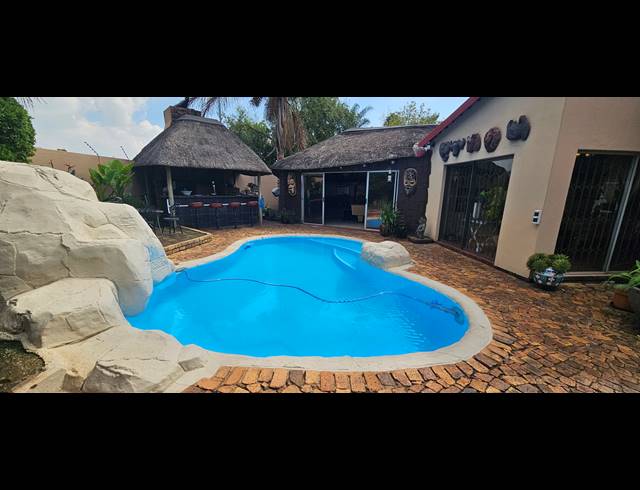 4 BEDROOM HOUSE FOR SALE IN RANDHART